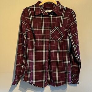 🌸Reitmans Burgundy Plaid Button Down Shirt